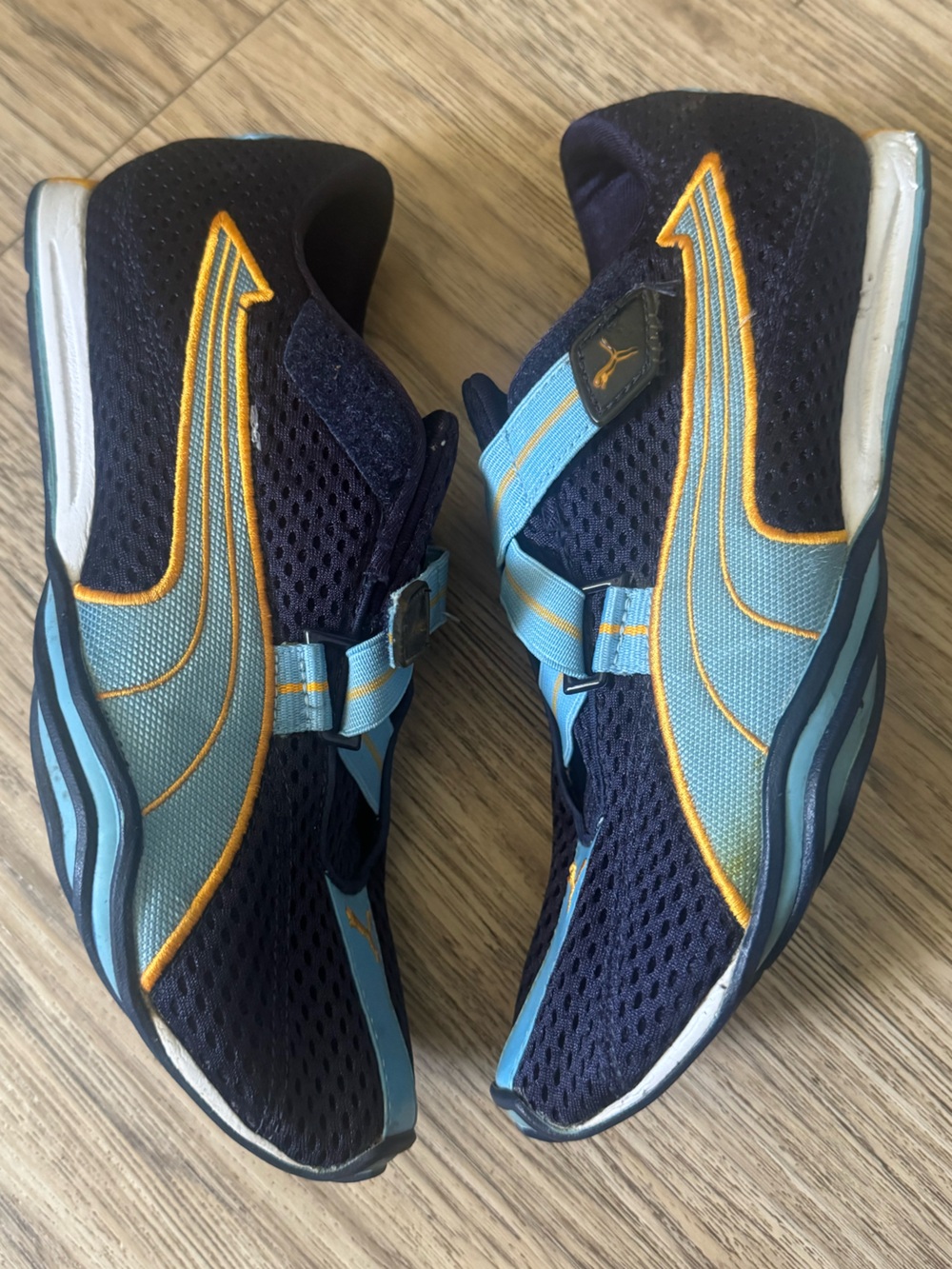 Pre Owned Women’s Puma Y2K Blue and Yellow Flat Sole Sneakers - Size 10